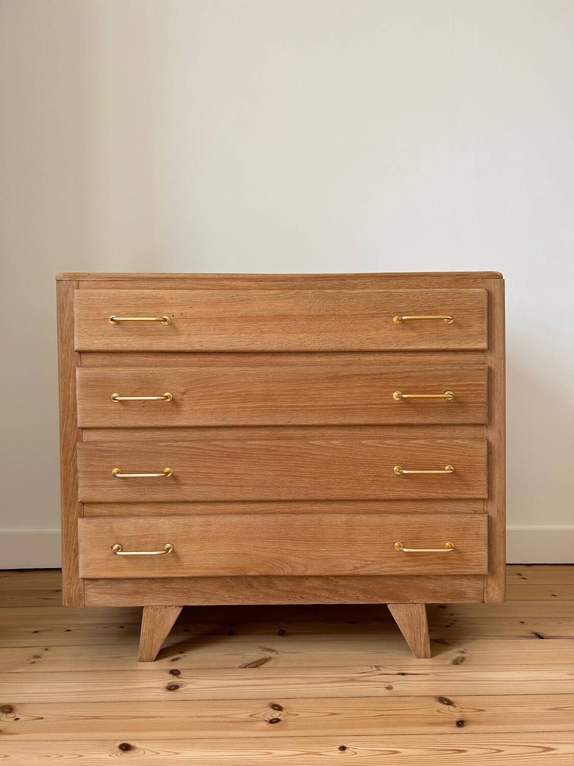 Commode vintage en chêne brut (rénovée)