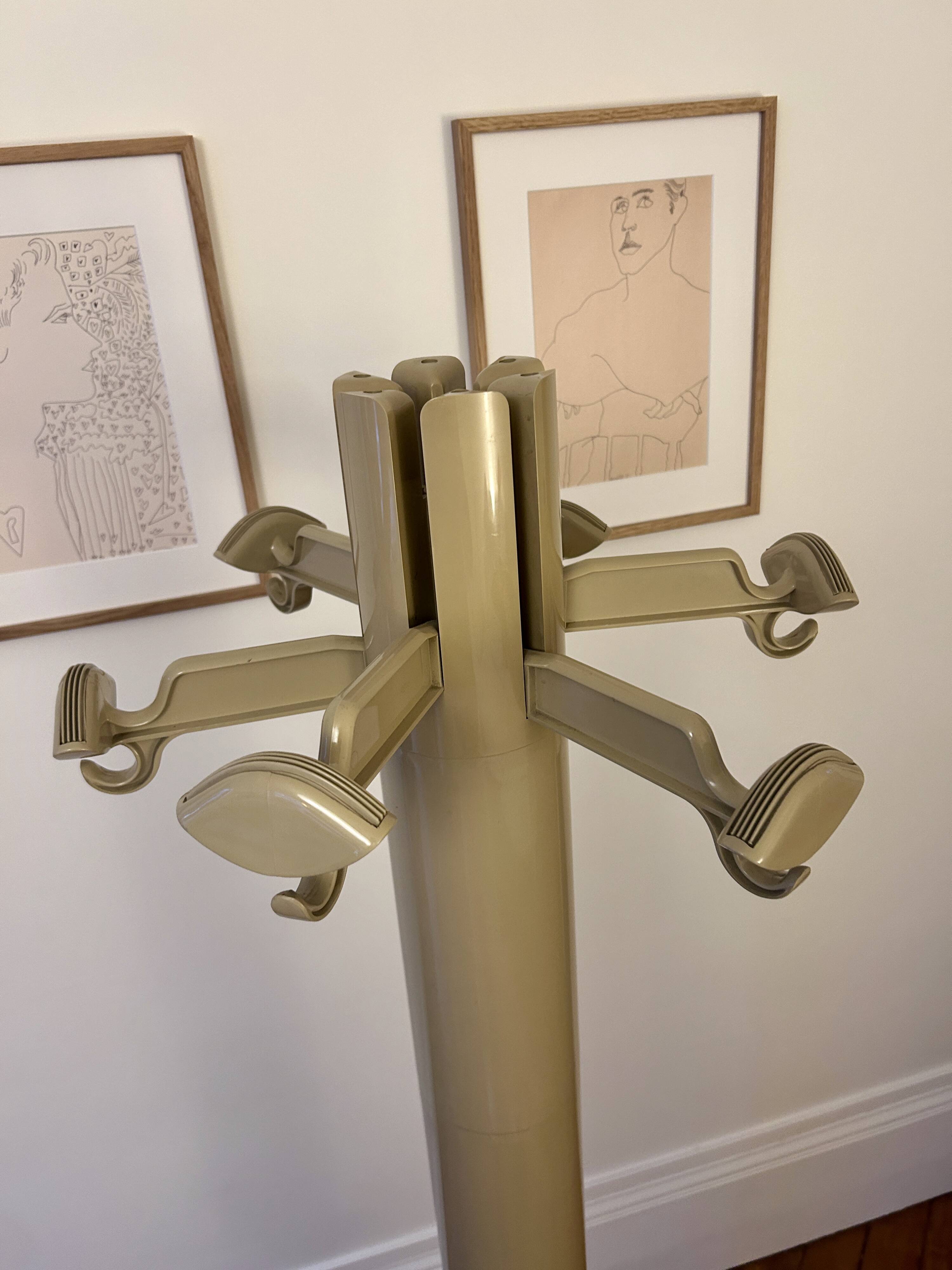 Planta coat rack by Giancarlo Piretti for Castelli, 1970
