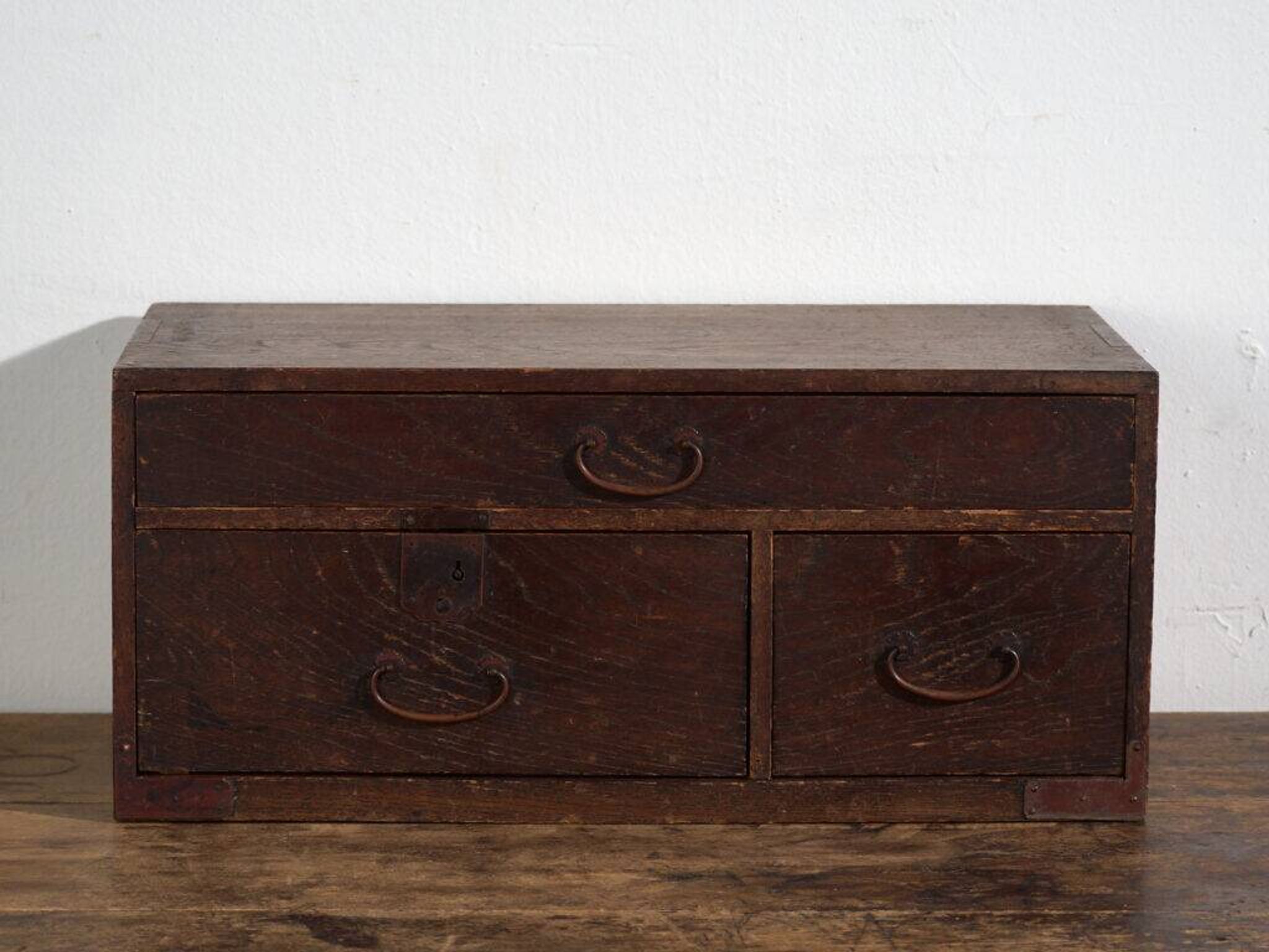 Small antique Japanese desk cabinet with three drawers – Meiji / Taishō period (c. 1890-1926)