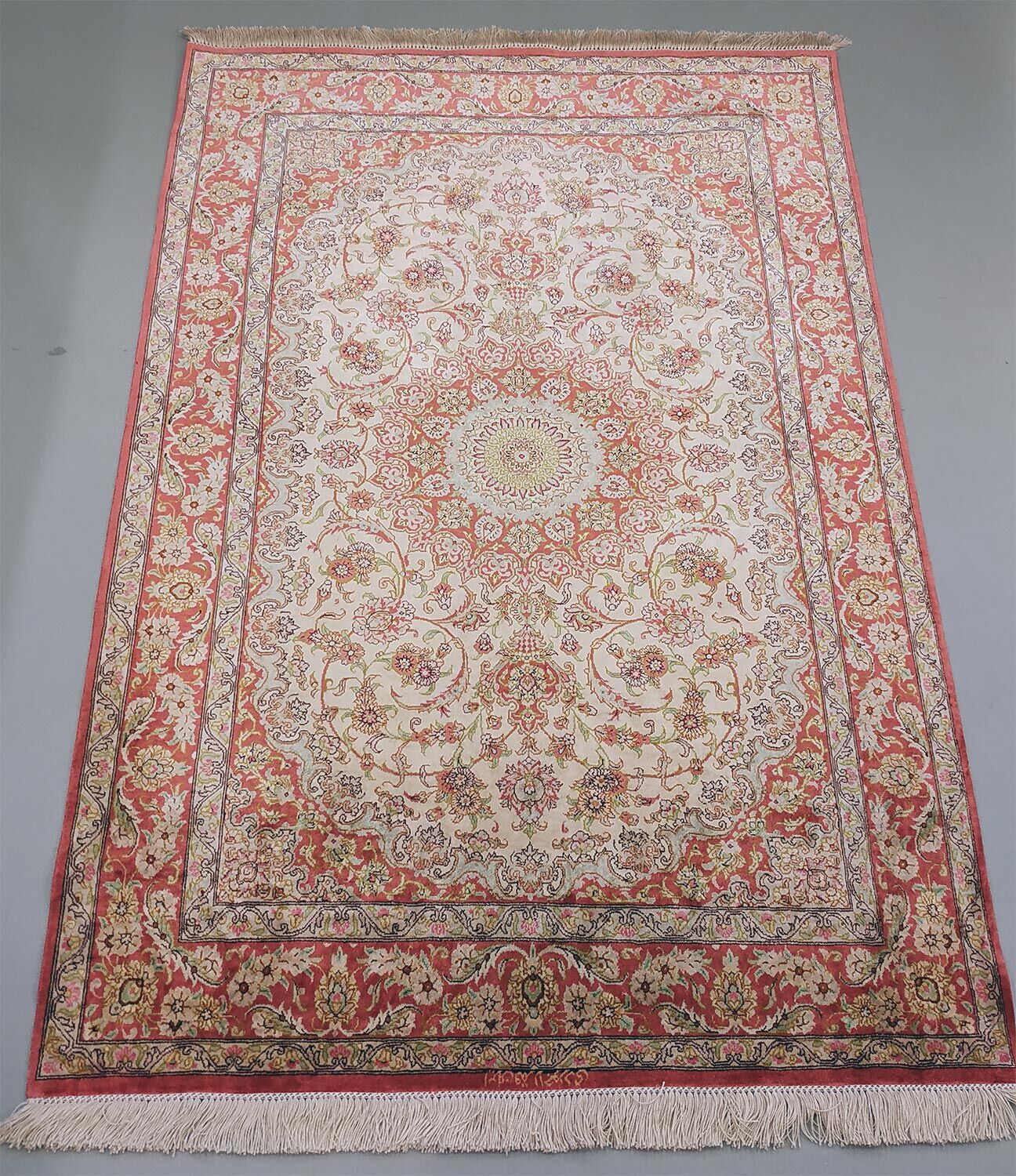 Tapis Persan Ghoum