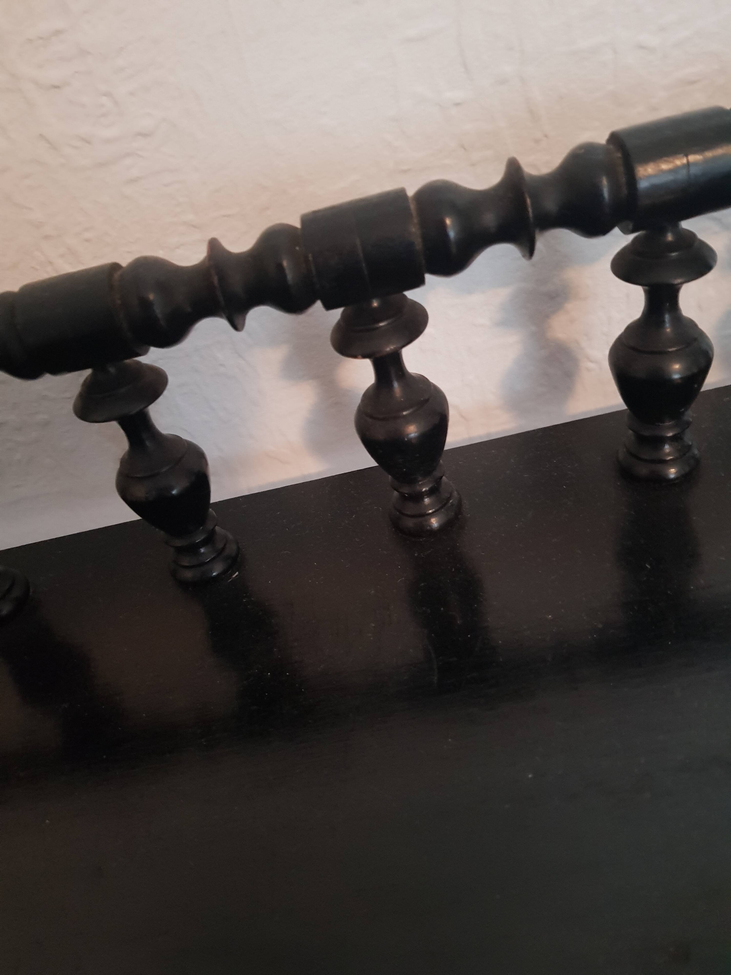 4-shelf turned wood shelf