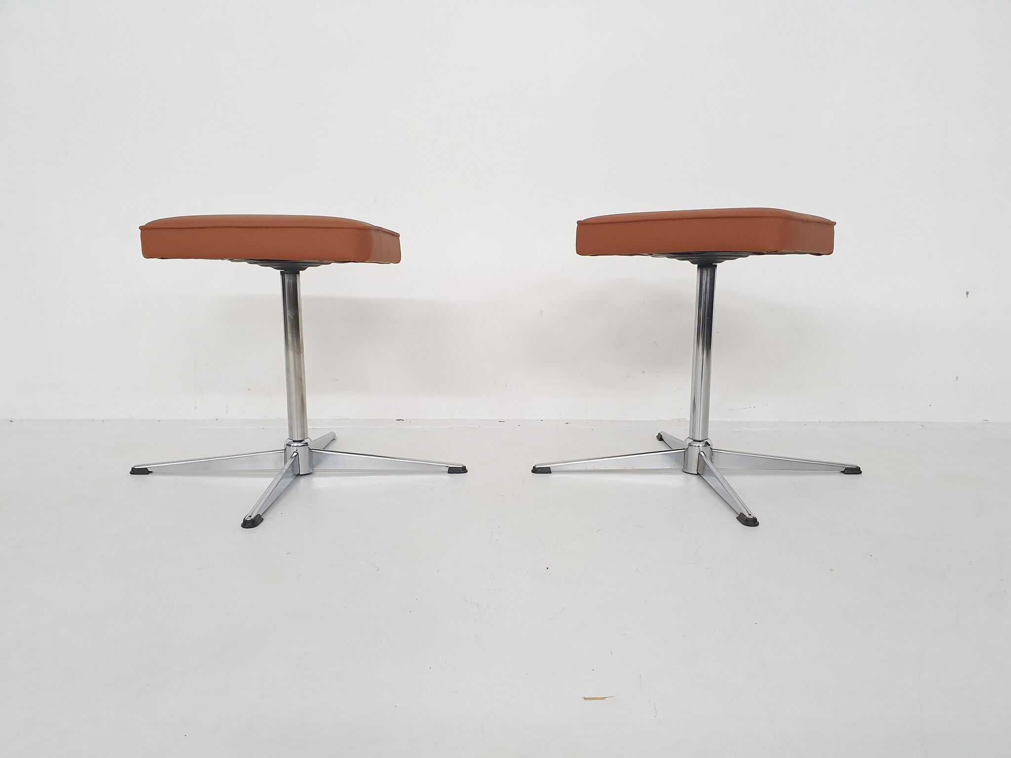Set of two mid-century swivel stools, The Netherlands