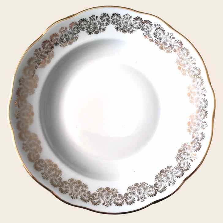 Porcelain service for 12 people