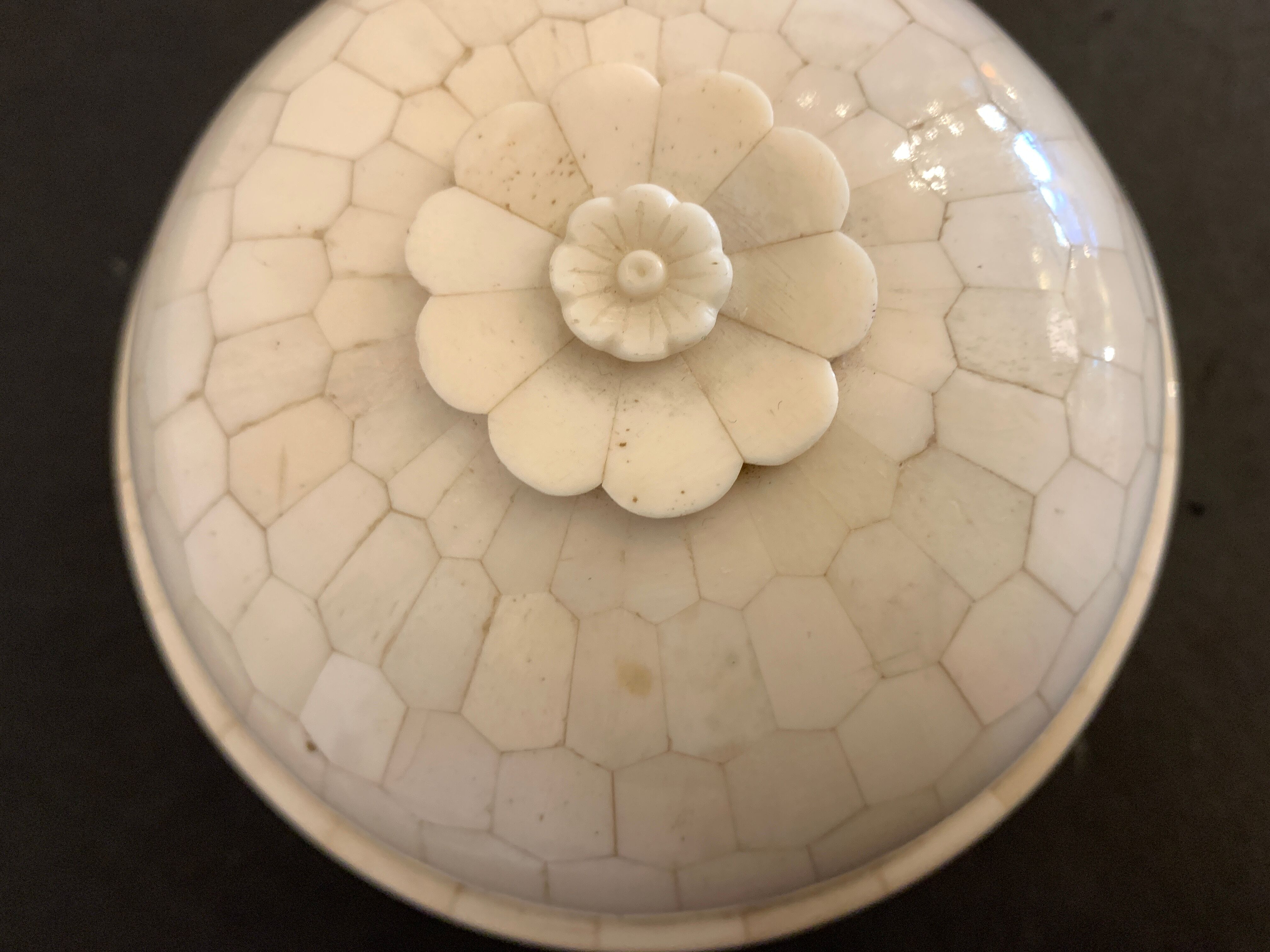 Round jewelry box