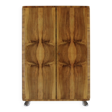 Restored Bauhaus wardrobe from the 1930s in walnut, Czechoslovakia.