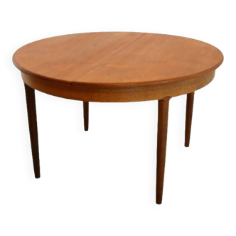 Round extendable teak mid century dining table 'Cheetham'