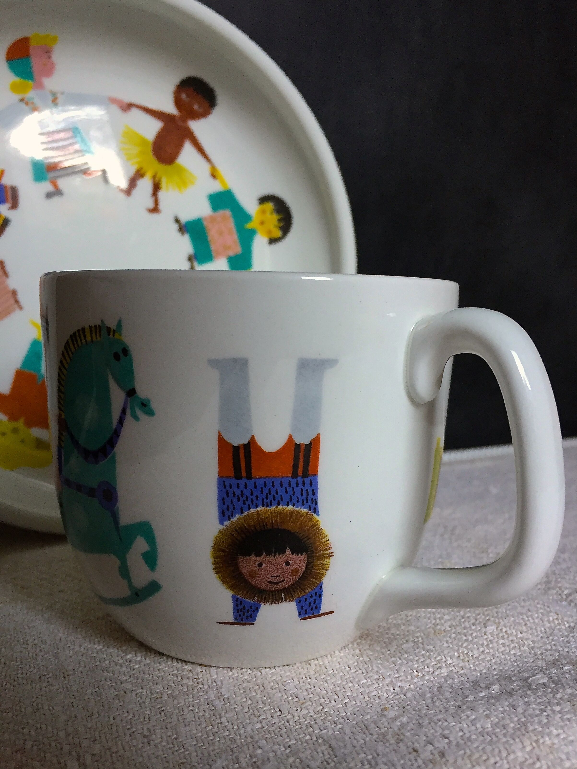 Children's dishes or birth gift Plate and bowl Utan gränser gustavsberg vintage design scan