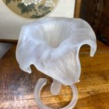Frosted glass corolla flower vase