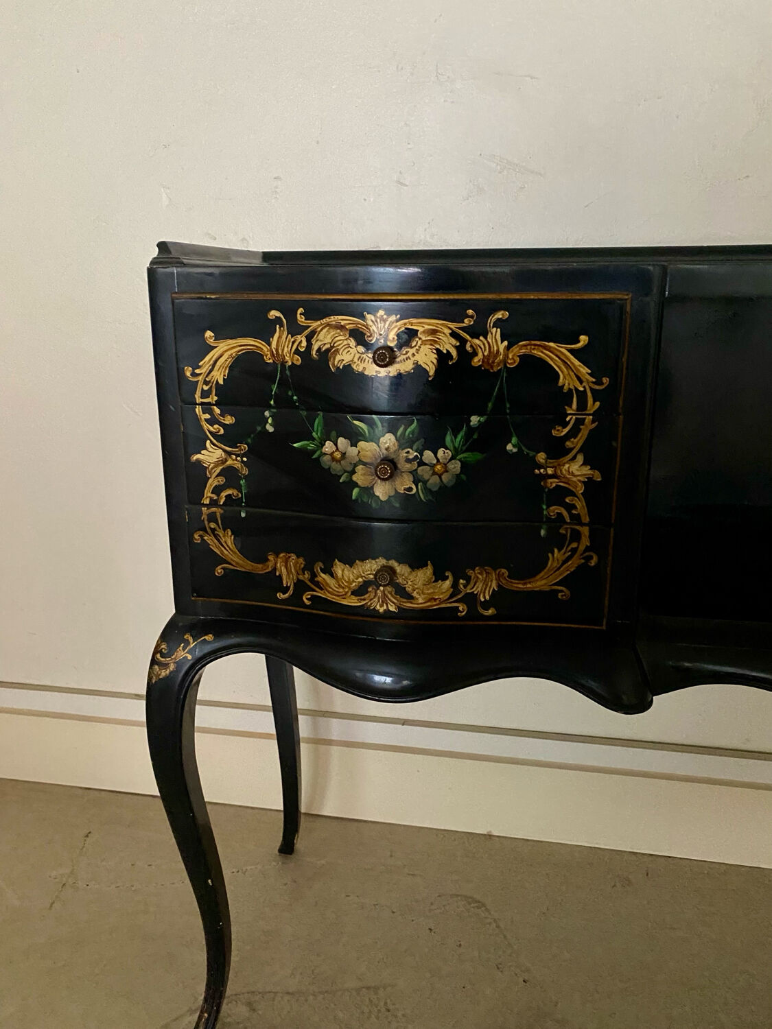 Coiffeuse en bois laqué noir