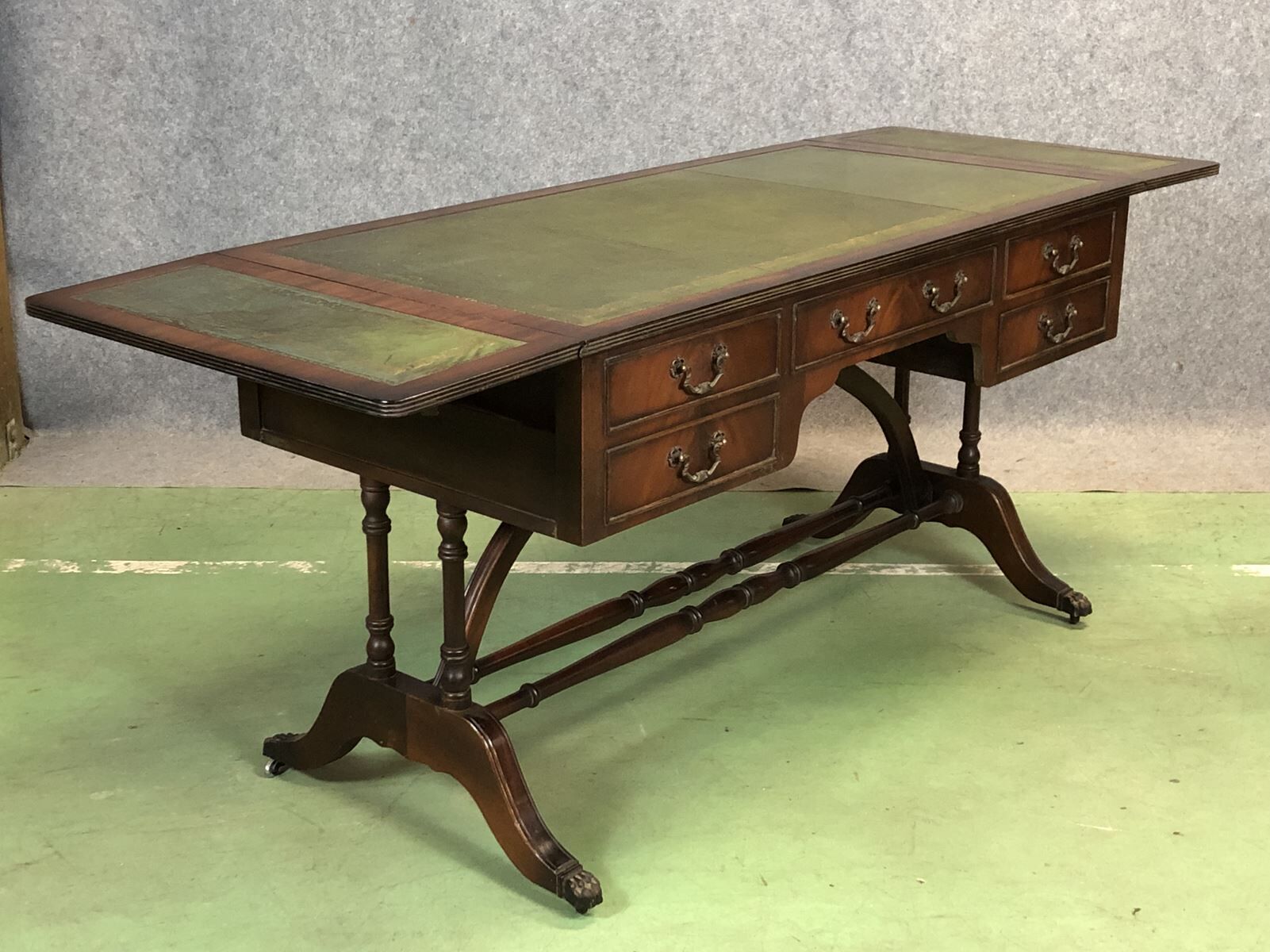 Folding desk English 50s mahogany and leather