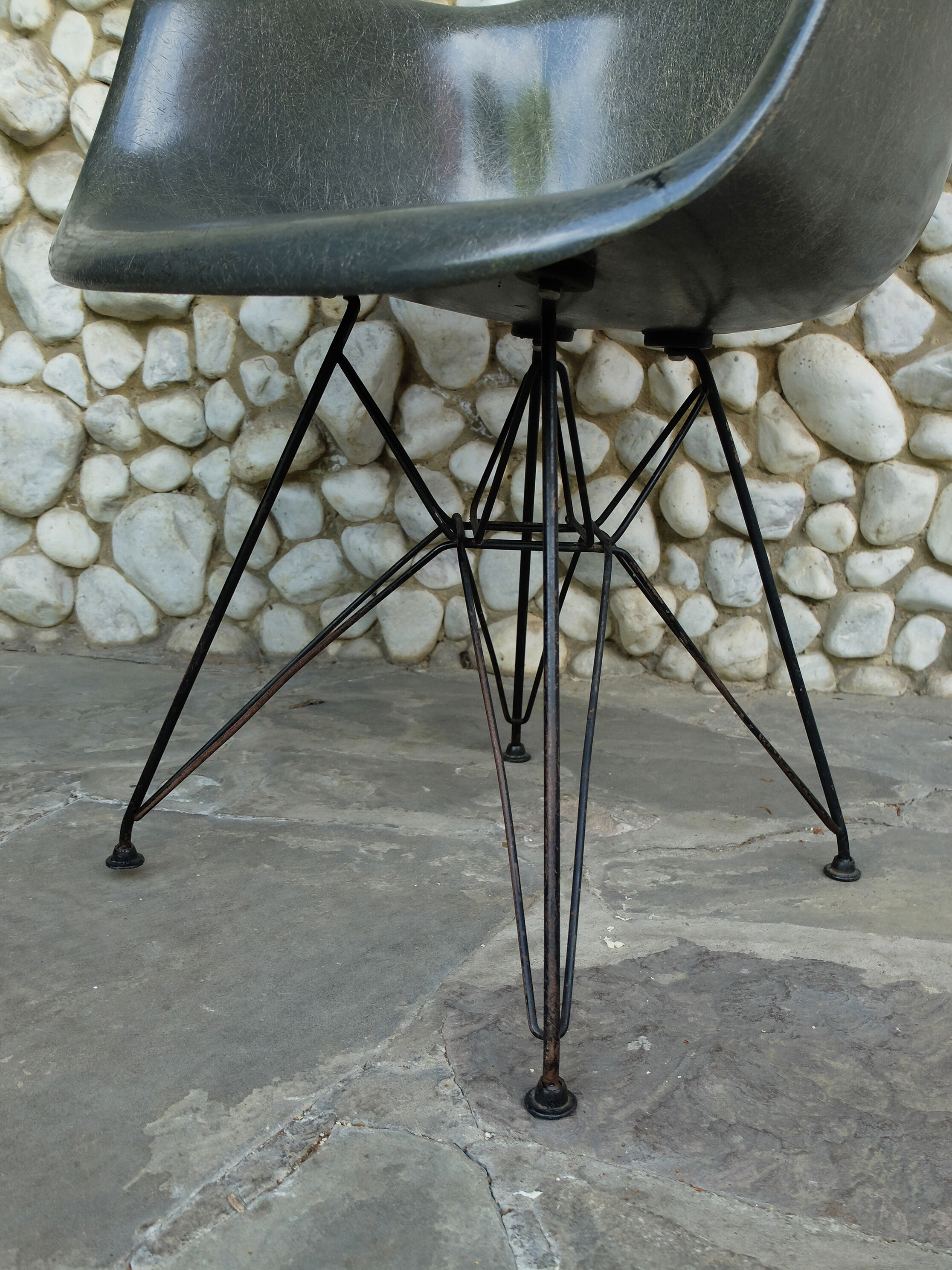 DAR armchair by Charles et Ray Eames for Herman Miller