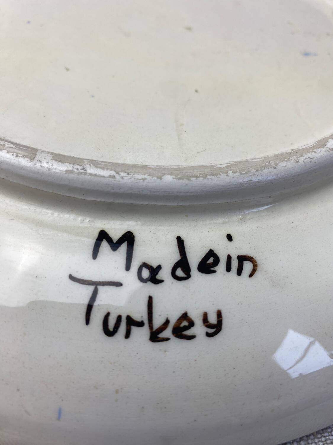 Iznik earthenware dish