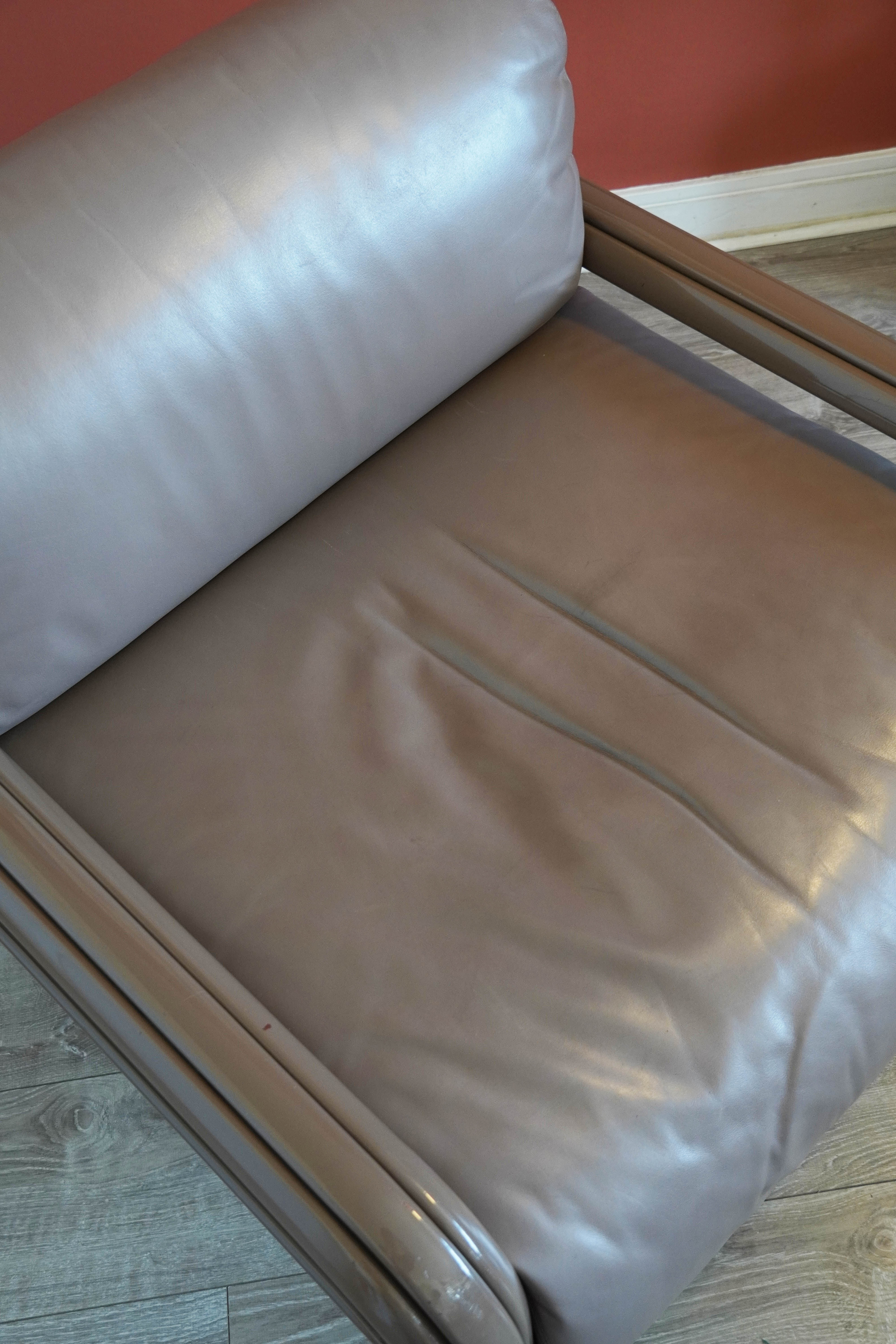 Orsay leather armchair by Gae Aulenty for Knoll