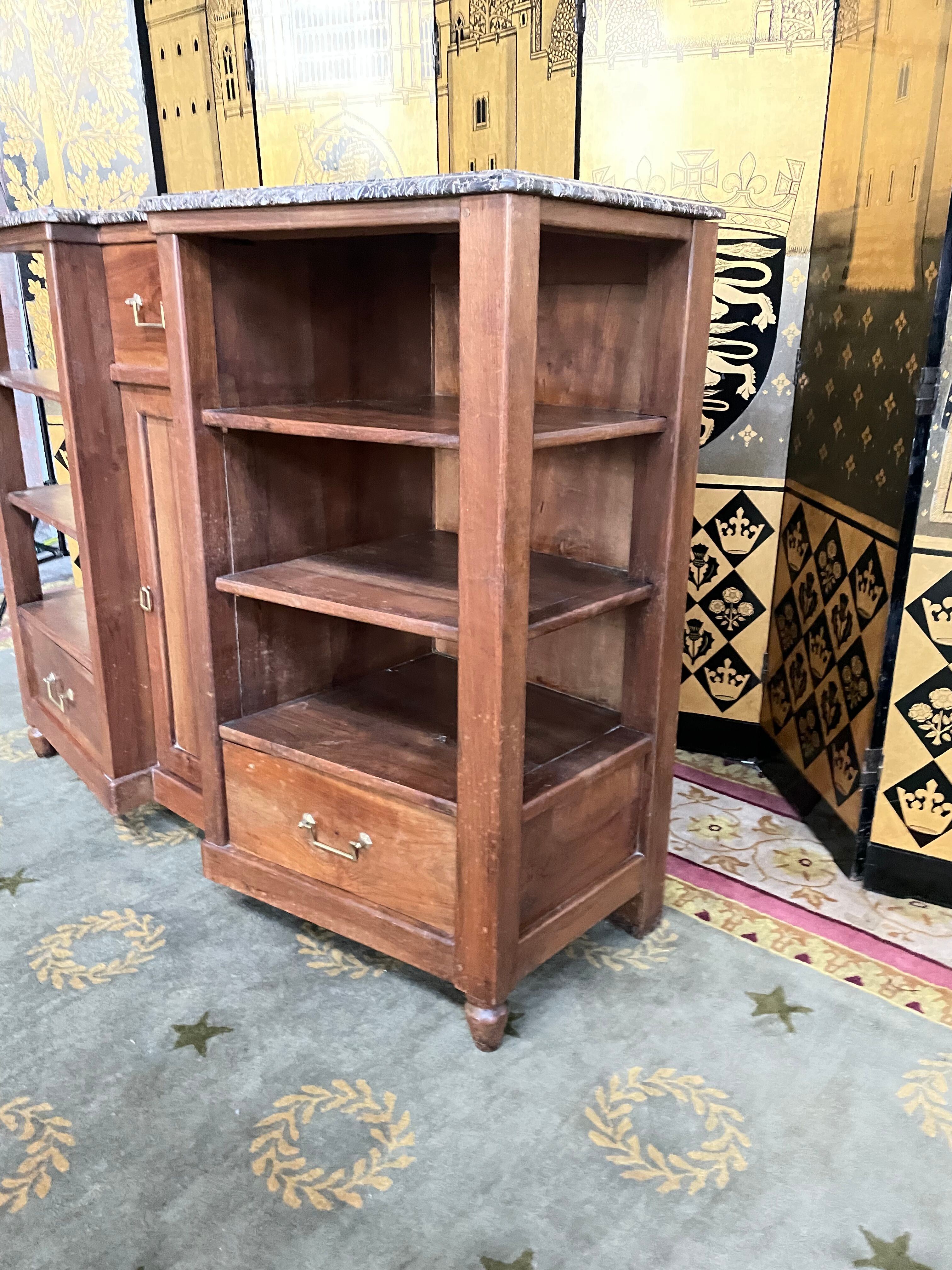 Buffet de style Louis XVI