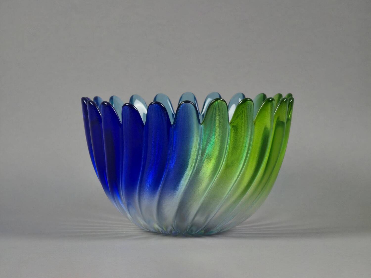 Vintage 1980s Walther Glas 'Solaris' Art Glass Swirl Bowl.