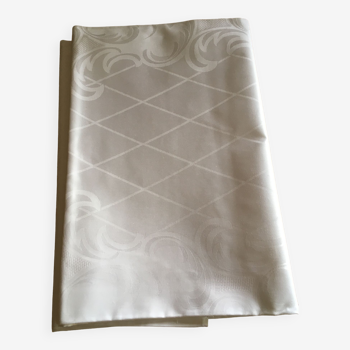 Nappe damassée blanche