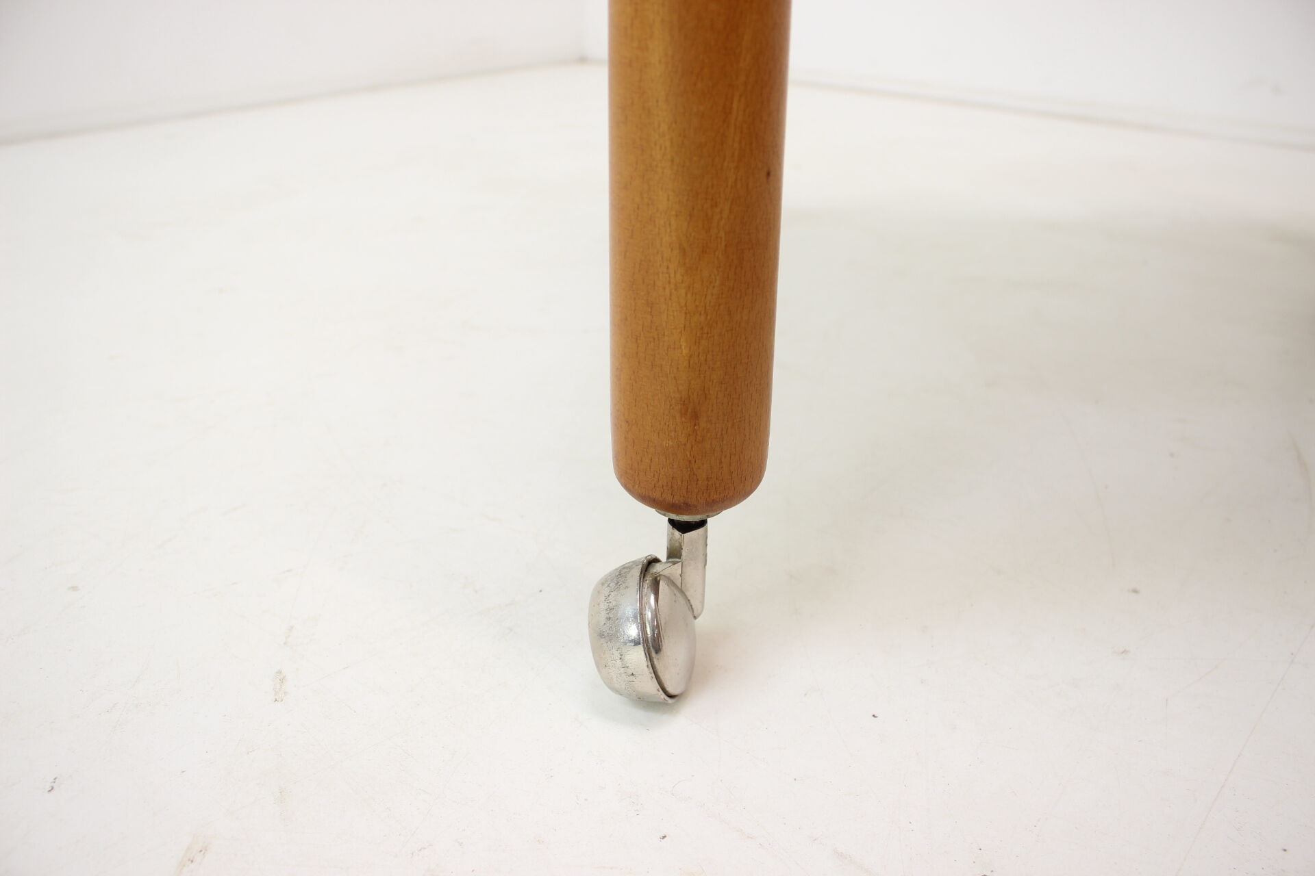 1970s Mobile Conference Table, Manufacturer - TON, Czechoslovakia