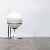 Vintage globe floor lamp in glass and chrome from the space age.