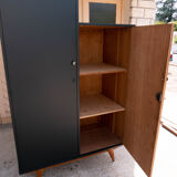 Armoire asymétrique