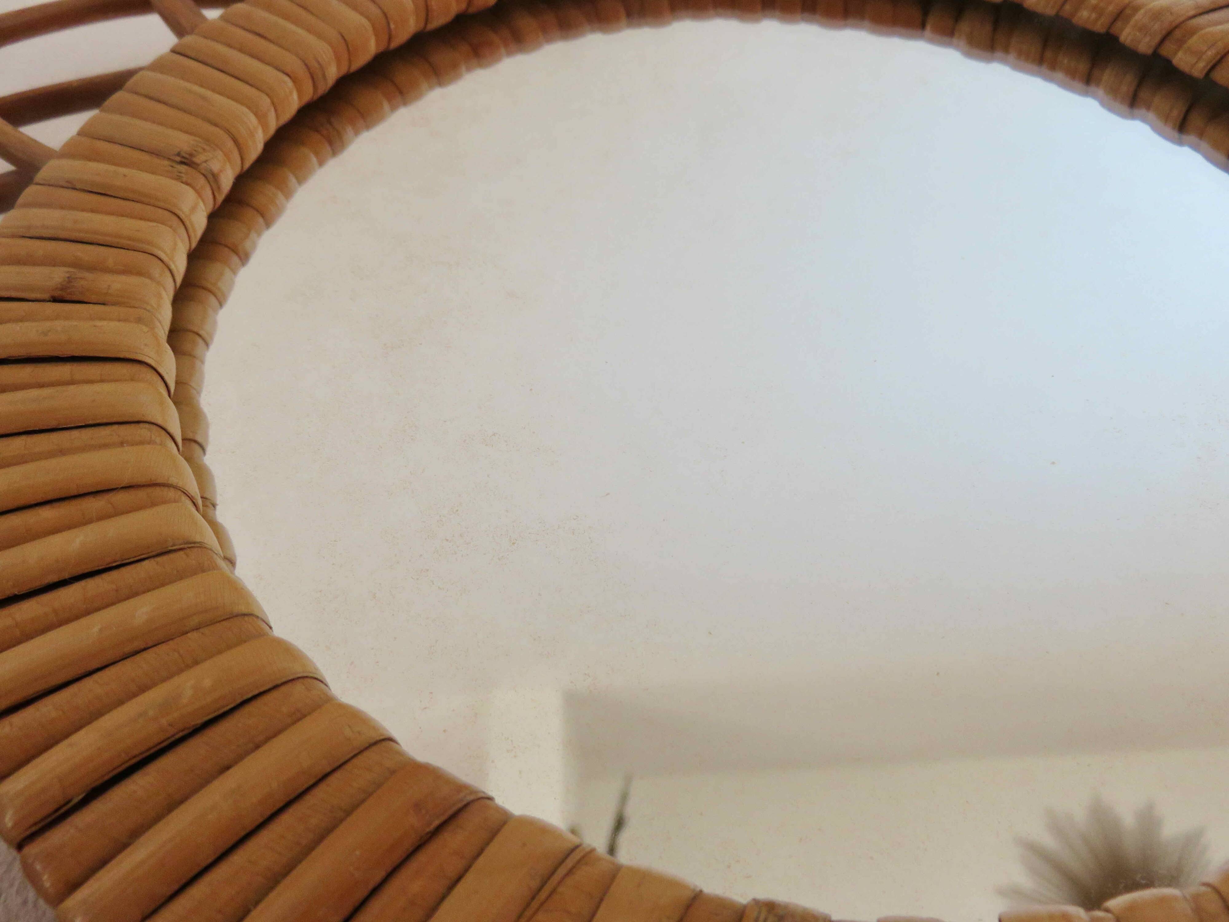 Rattan “flower” mirror from the 70s