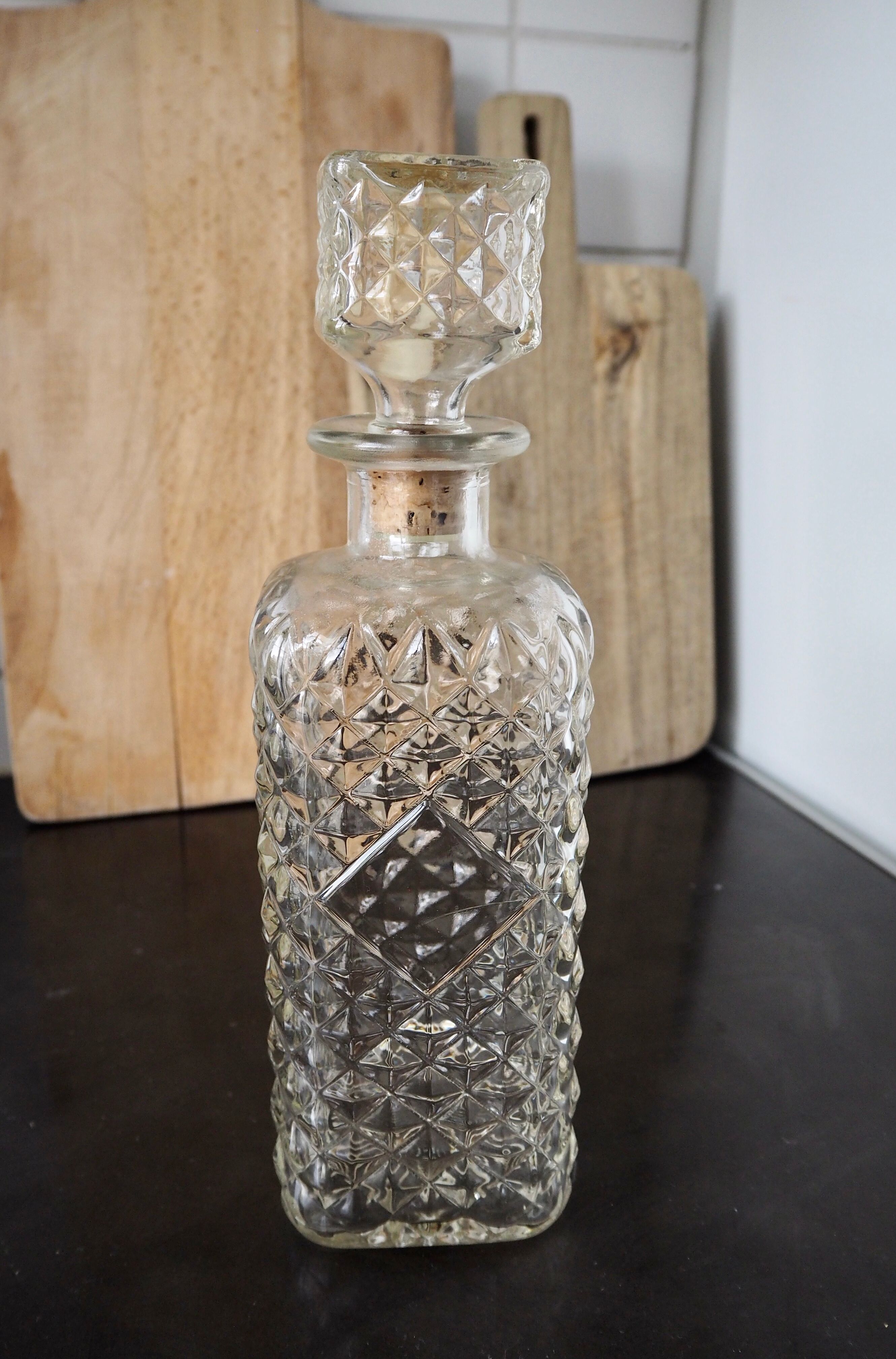 Glass whisky carafe