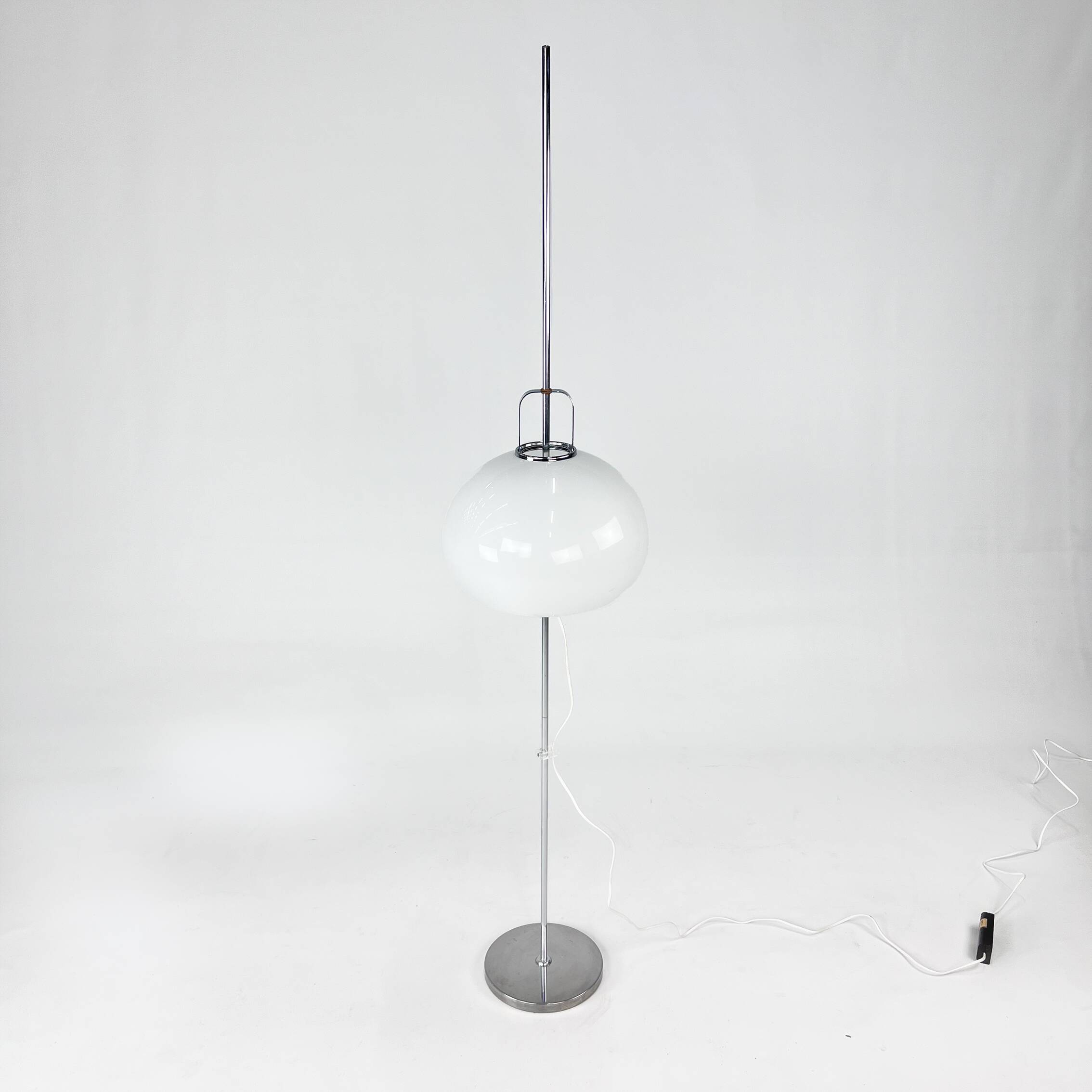 Mid Century Floorlamp "Lucerna" by Luigi Massoni for Guzzini, 1960s