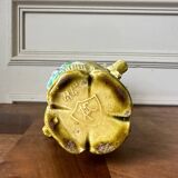 Vase art nouveau en barbotine estampillé