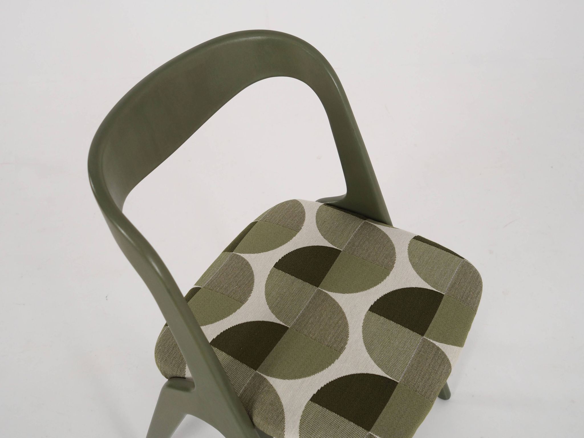 Chaise verte, design danois, années 1970, production : Danemark