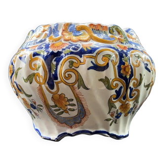 Gadrooned earthenware pot cover, Rouen decor