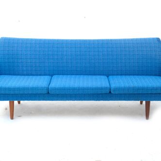 Scandinavian sofa in wool upholstery, Norway 1970's