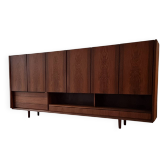 Tableau central du milieu du siècle