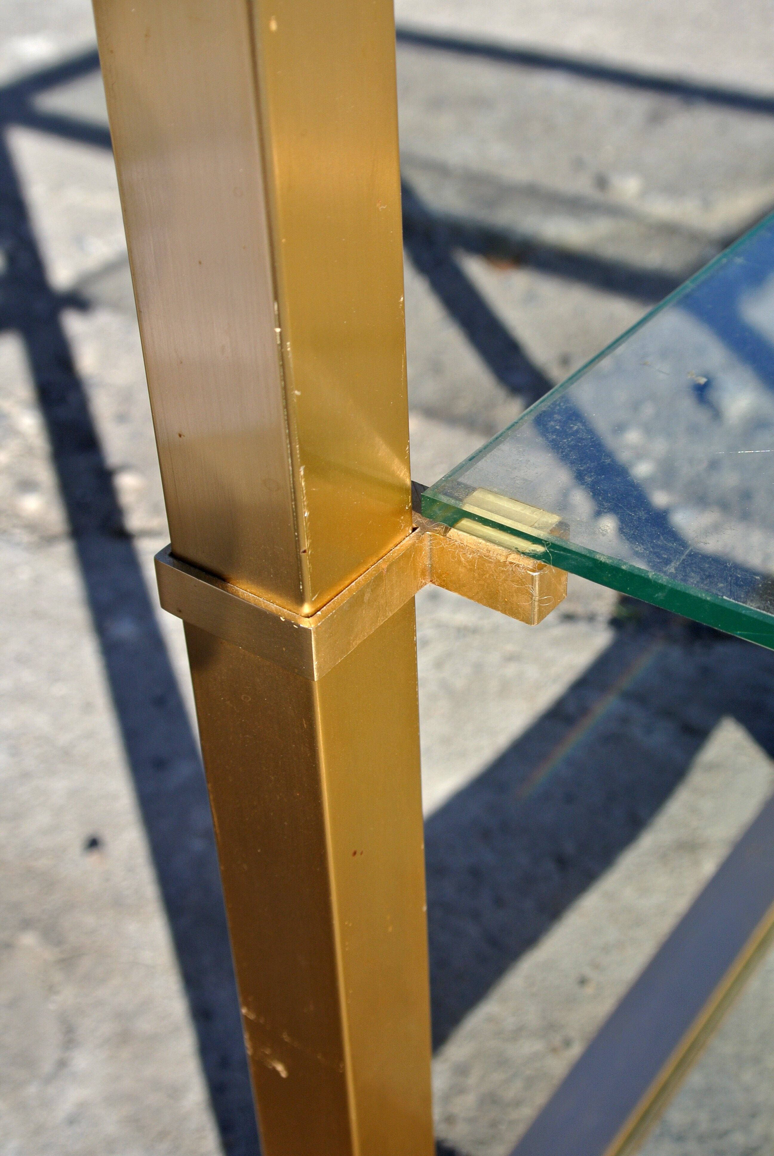 Service on wheels by Pierre Vandel Paris of the 1980s