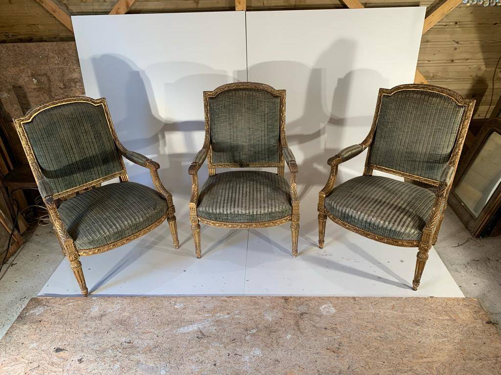 Salon complet: 1 canapé et 3 fauteuils 19ème