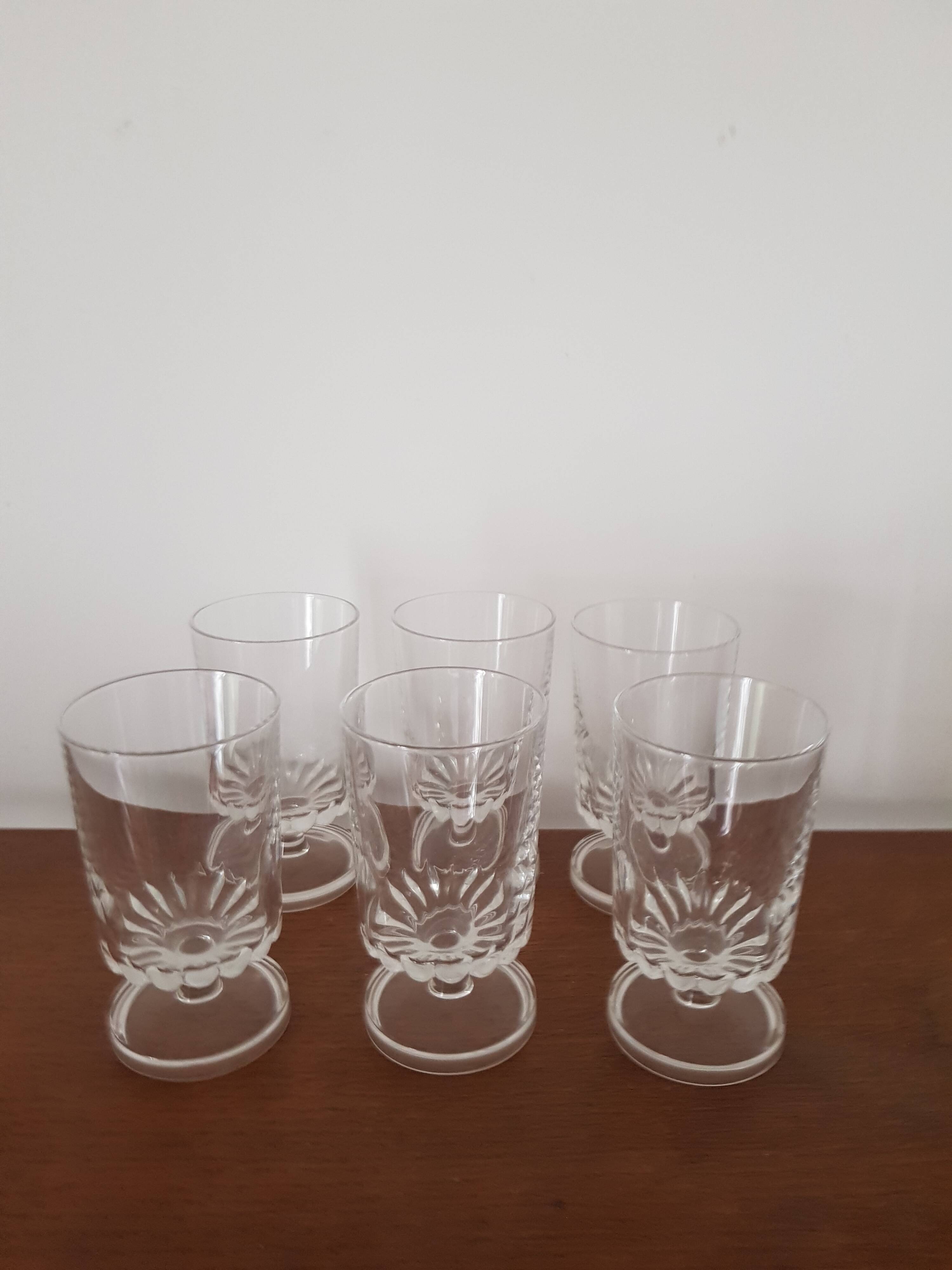 Set of 6 cavalier stemmed glasses