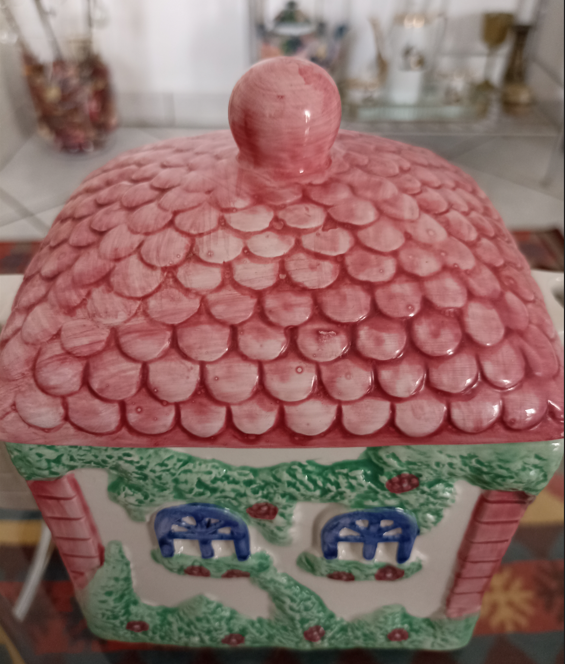 Vintage English cottage teapot