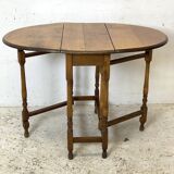 Oval oak Gate-Leg table with drop-leaves, England, 19th century