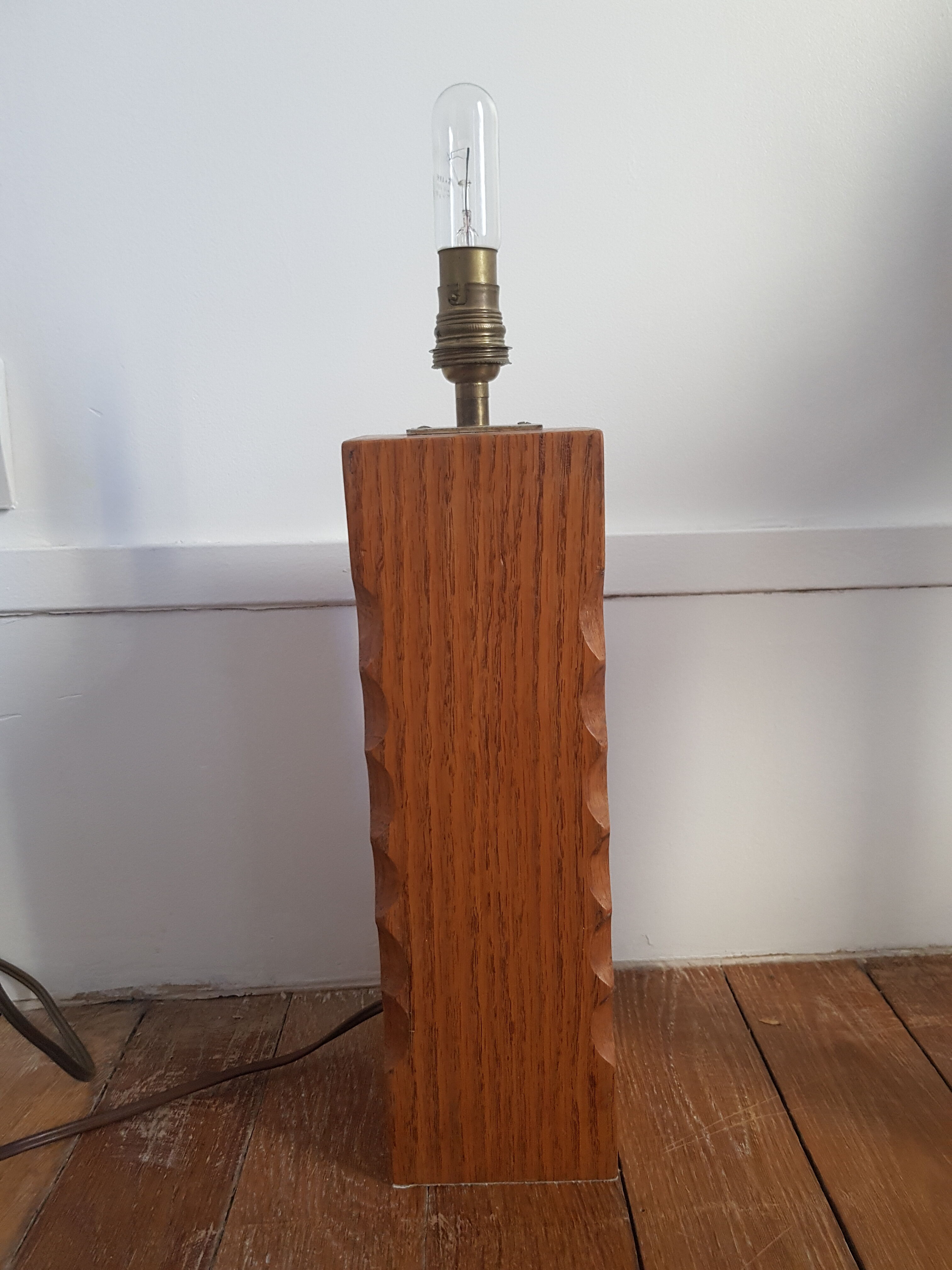 Wooden lamp foot