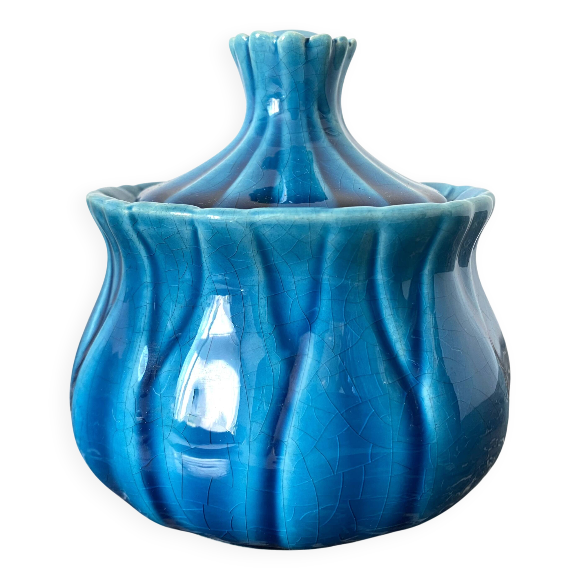 Slop jar in earthenware