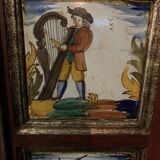 Spanish cabinet with 8 earthenware plates