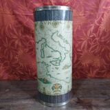 Umbrella door map world