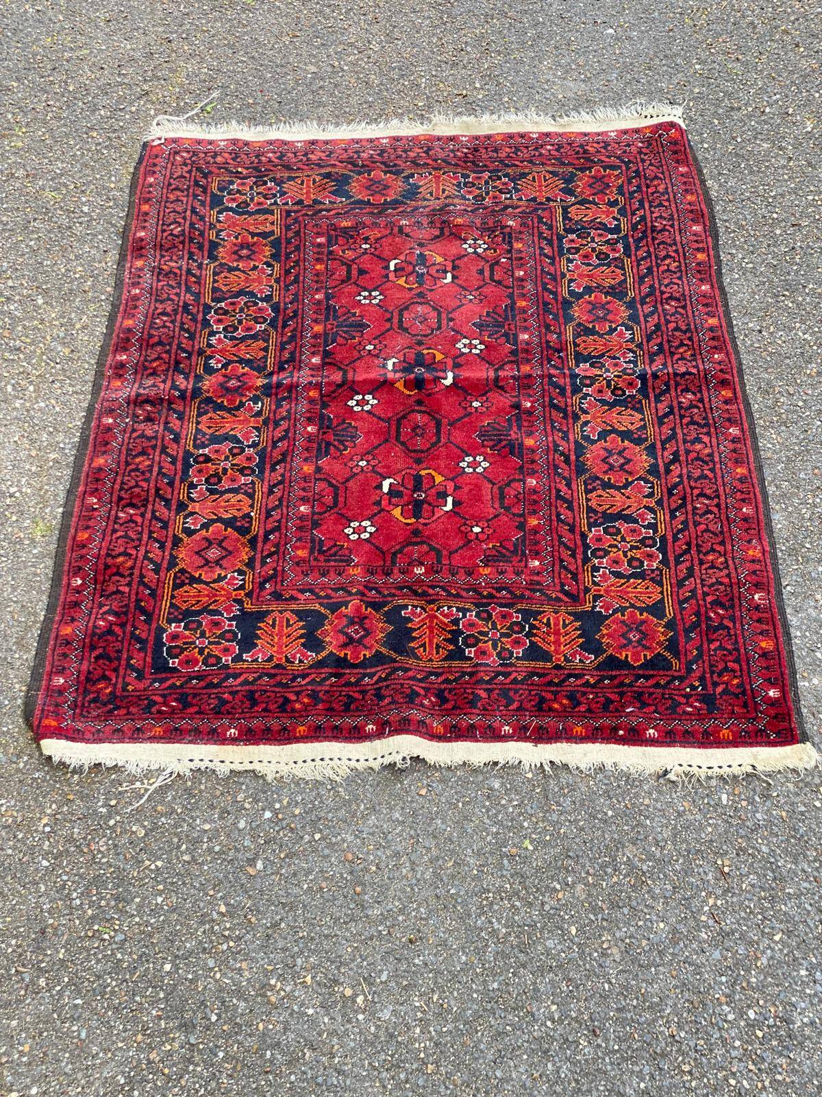 Bright red Bordeaux Persian rug 90x125cm