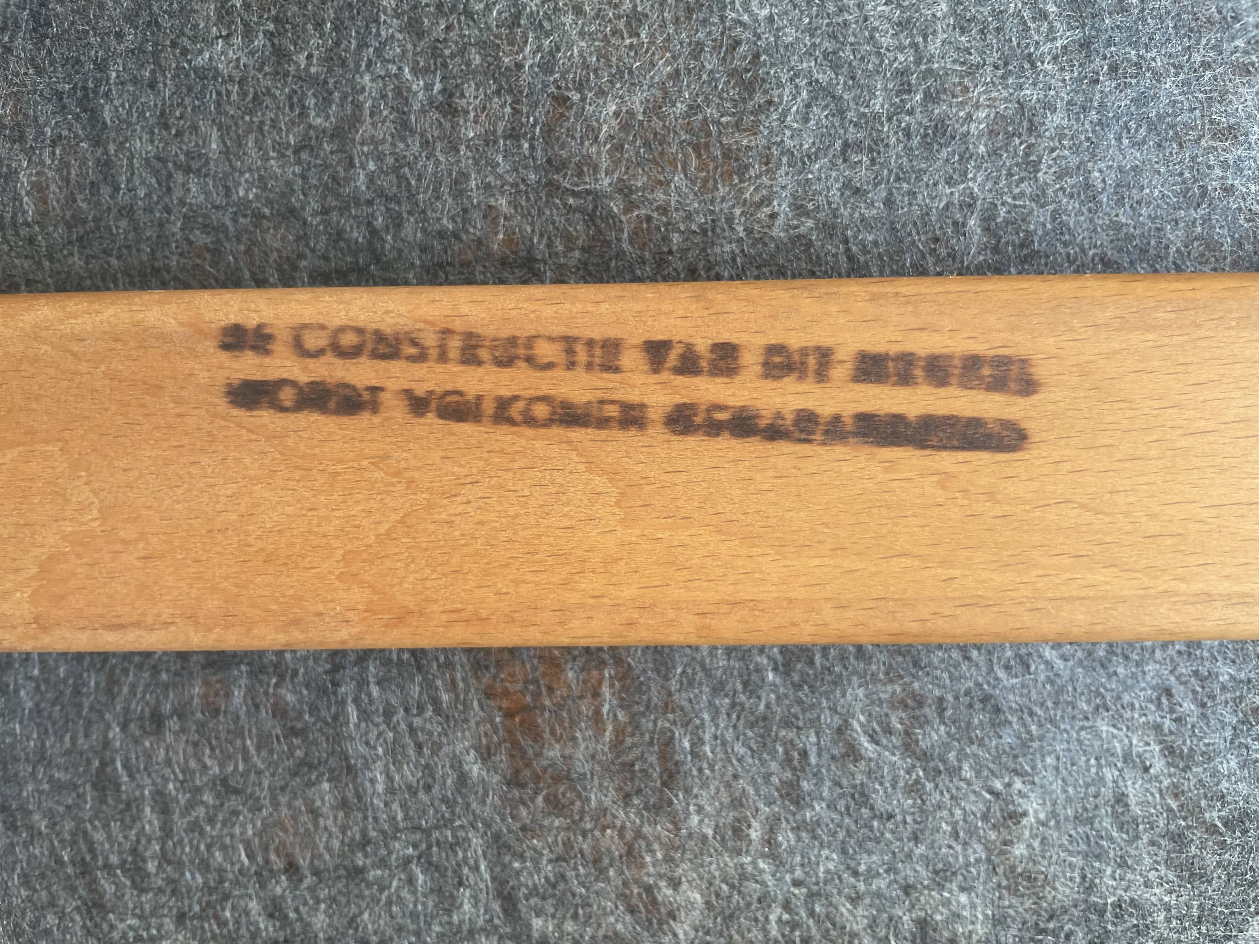 2 chaises ciseaux par Louis van Teeffelen pour Wébé