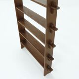 Constructivist wooden standing shelf from the 1960s