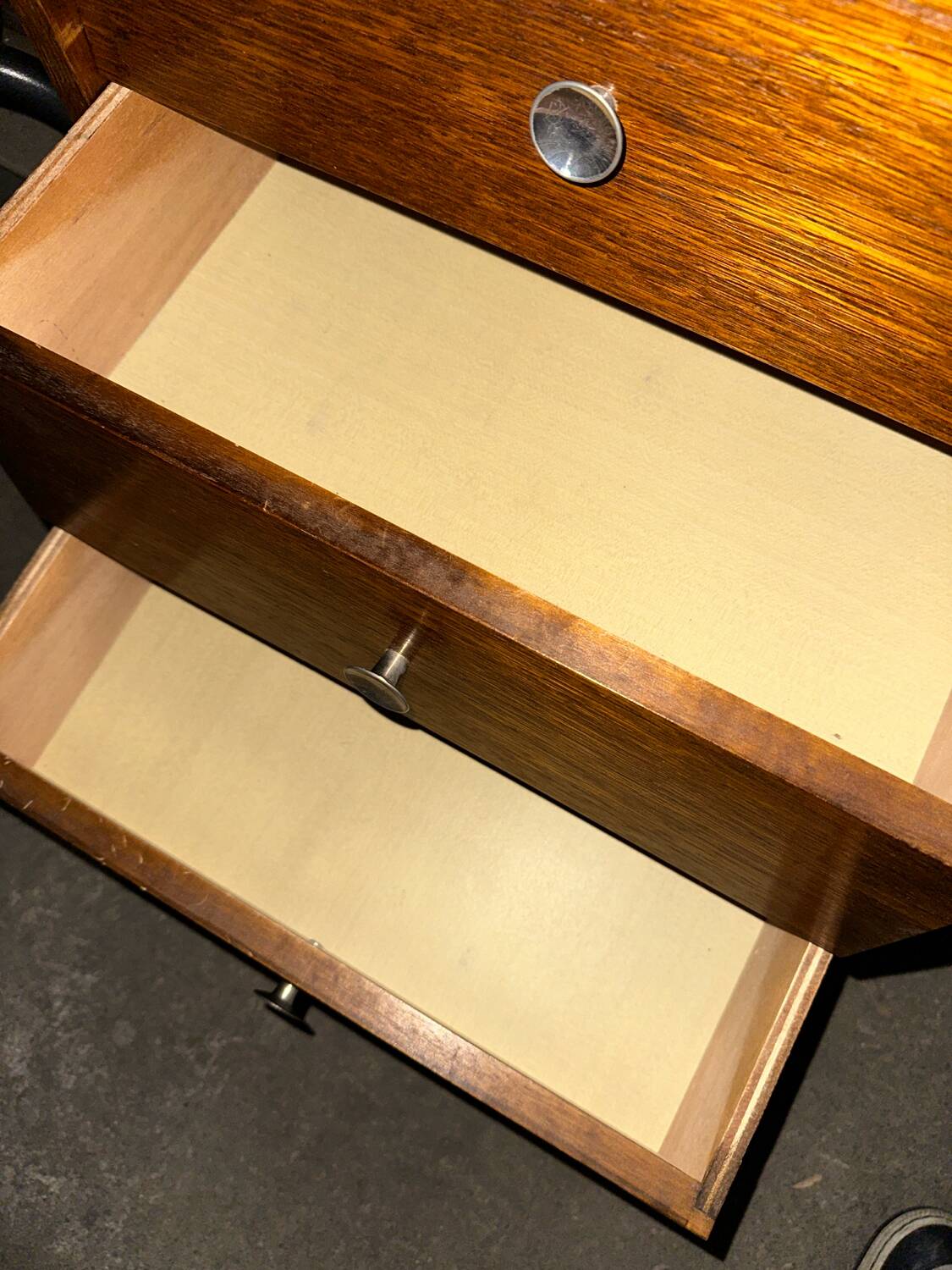 Vintage chest of drawers