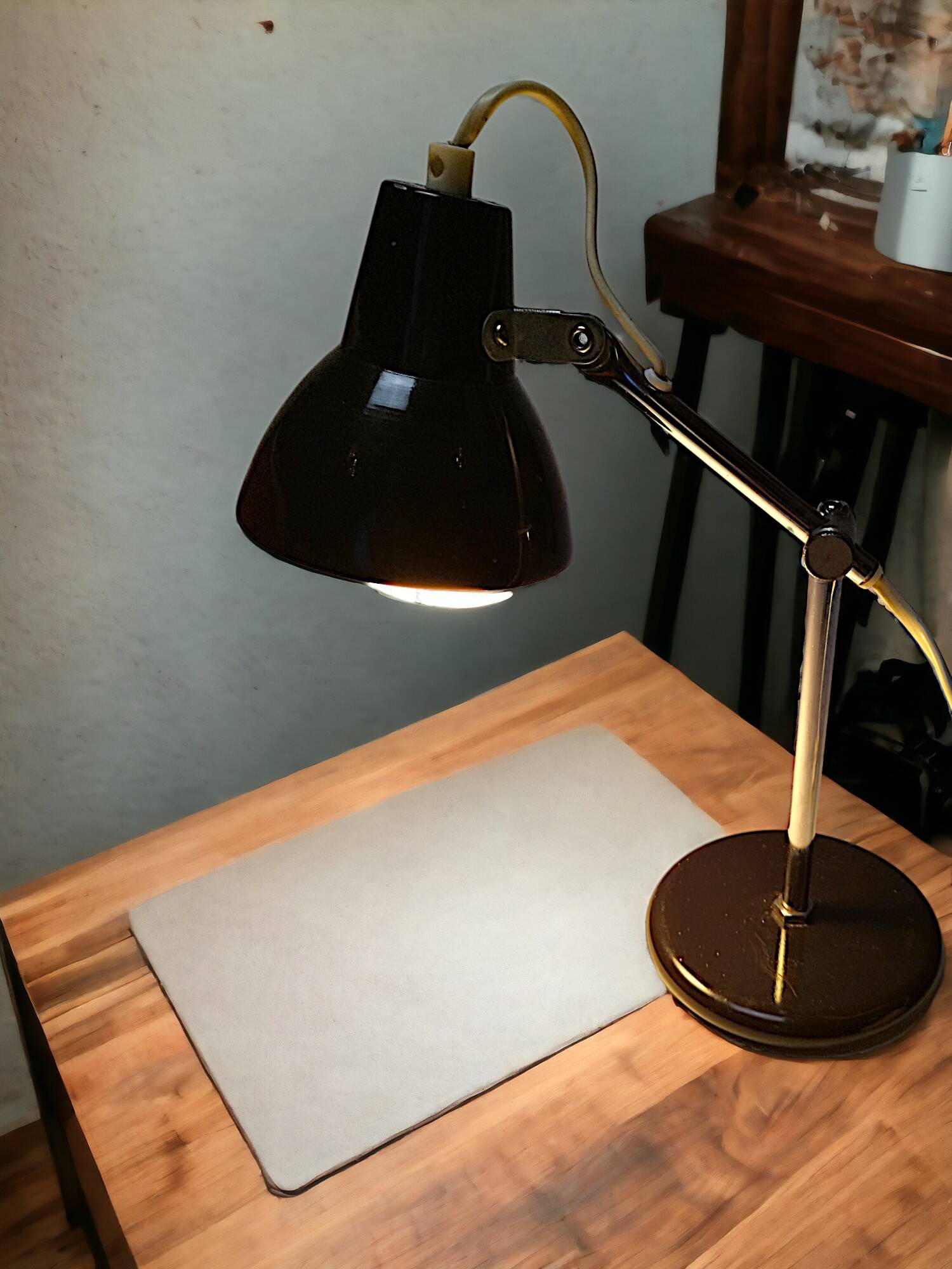 Vintage articulated desk lamp "Cocotte" – Industrial style, 1960s