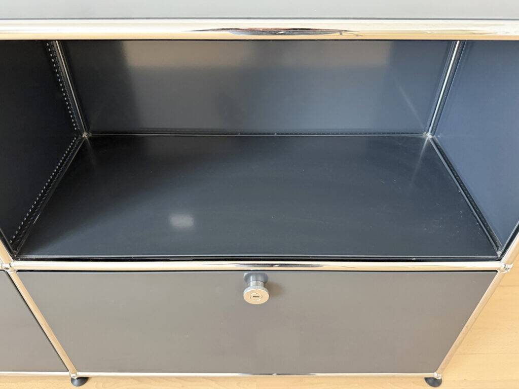 USM Haller sideboard, medium grey RAL 7004, 4 compartments with 2 flaps, Switzerland, 2000s