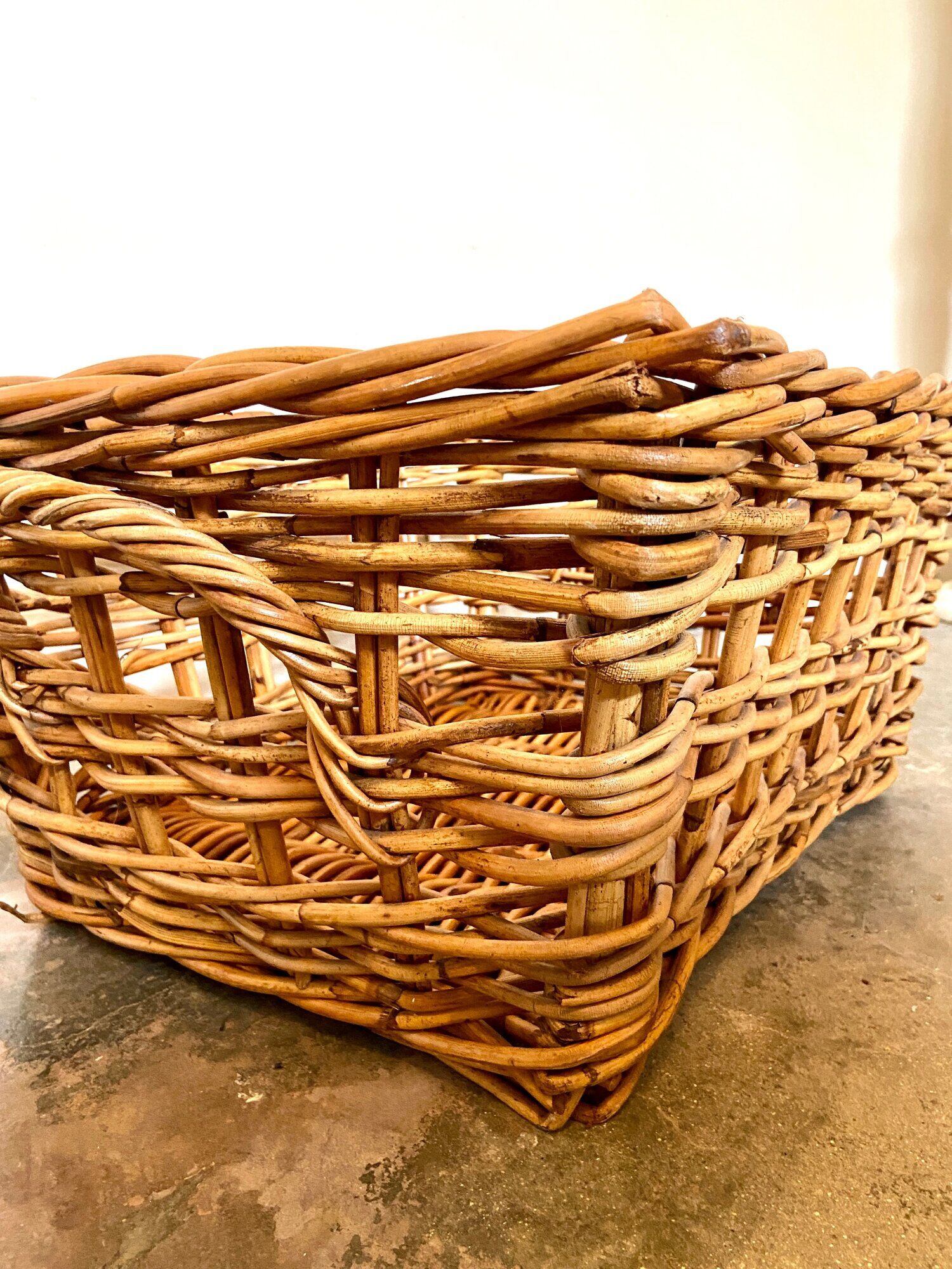 Wicker basket and braided rattan 66 x 47 cm