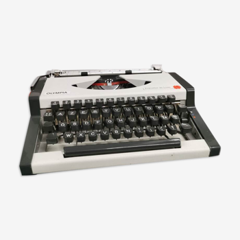 machine à écrire olympia traveller de luxe