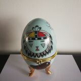 Sky blue porcelain egg box animals