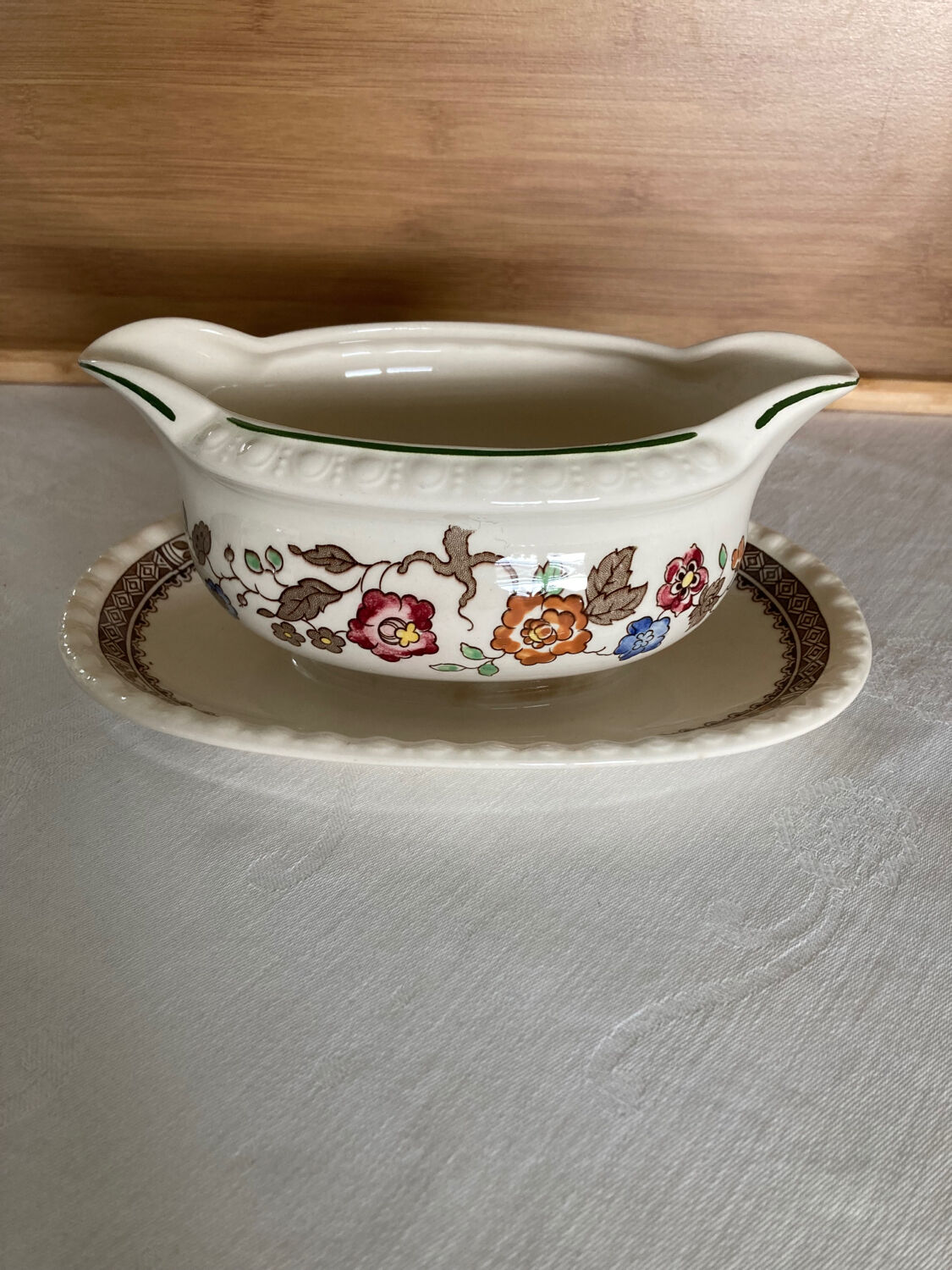 Villeroy and Boch Nanking sauceboat